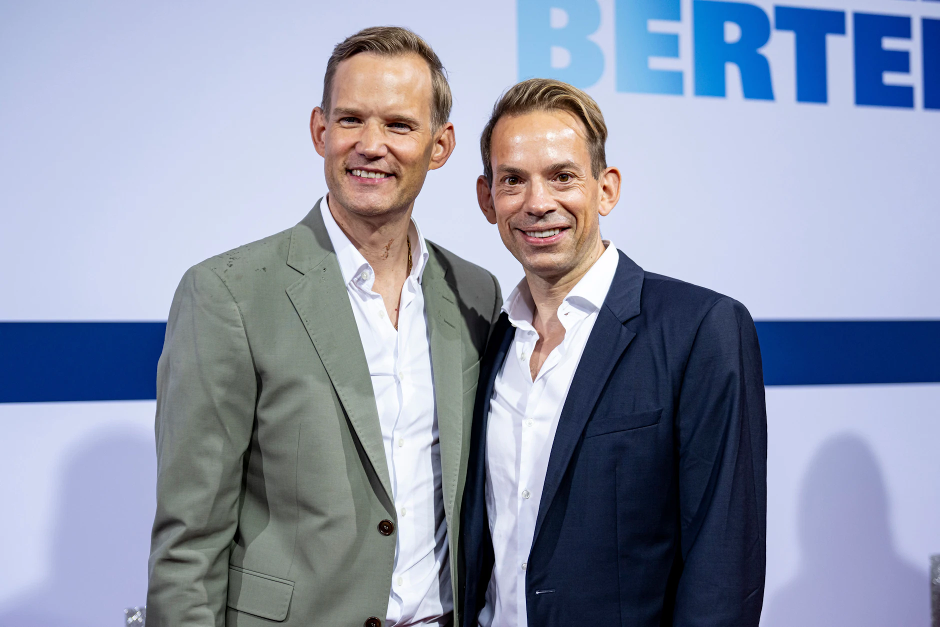 Hendrik Streeck und sein Mann Paul Zubeil: Eine Leihmutter in den USA hat ihren Kinderwunsch möglich gemacht.