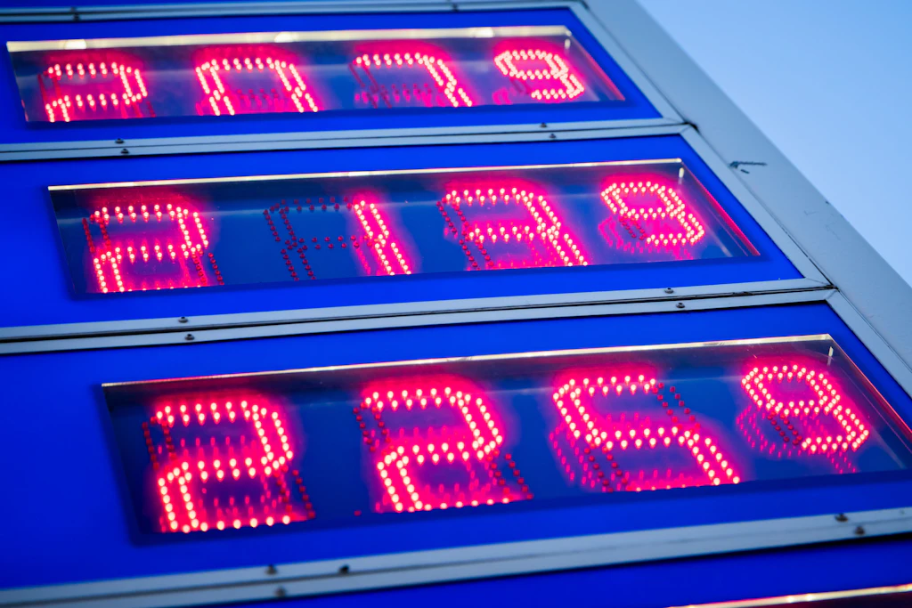 Der Tankrabatt ist eine Folge der zuletzt stark gestiegenen Preise für Benzin und Diesel.