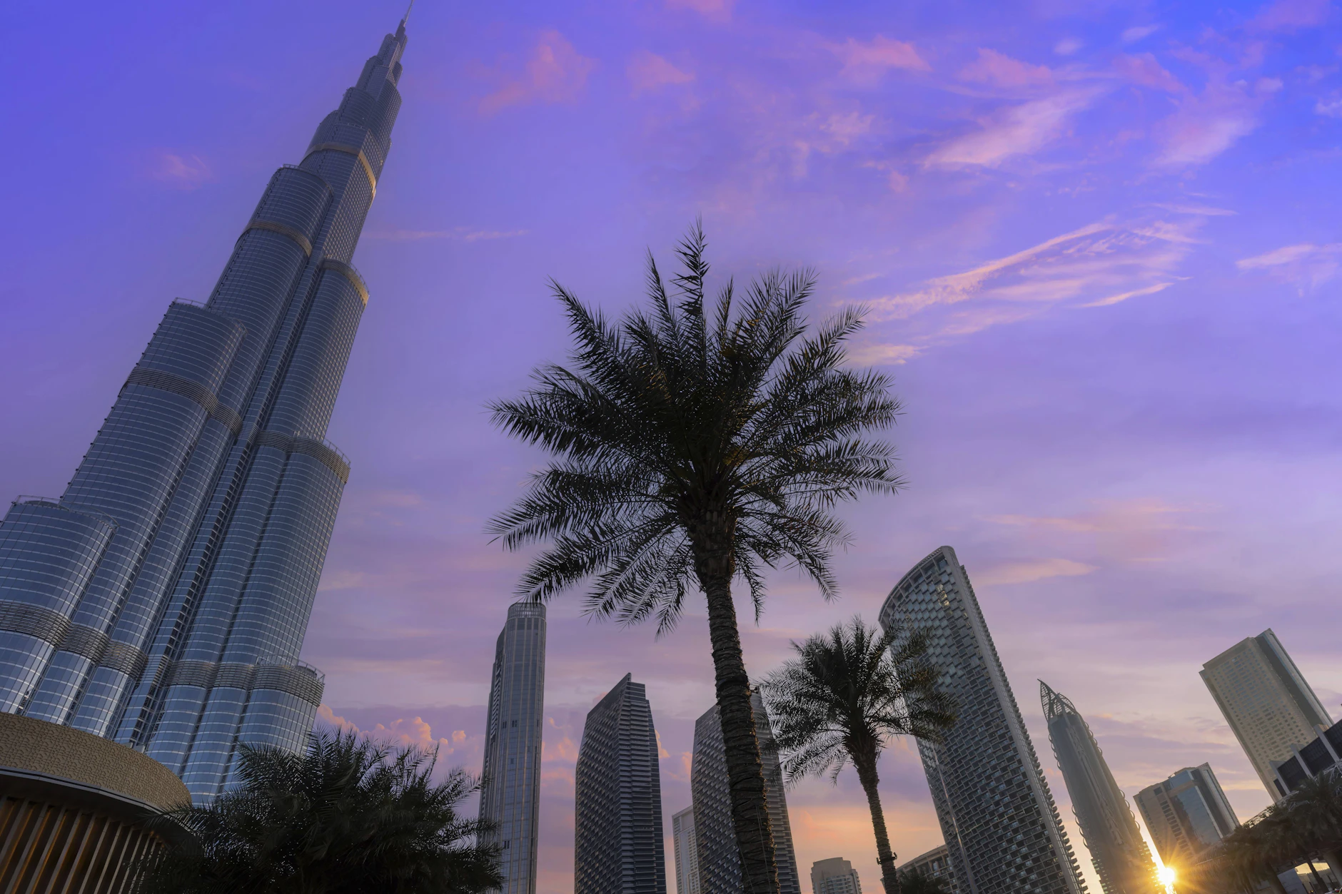 Vom einstigen Fischerdorf zur glitzernden Metropole: Für viele Promis ist Dubai die neue Heimat.