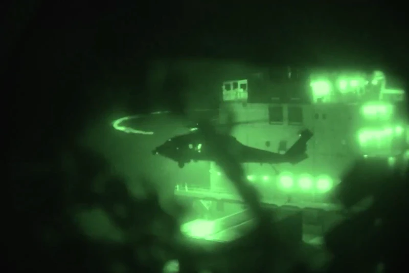 US-Video zeigt heikle Marine-Operation gegen iranischen Frachter