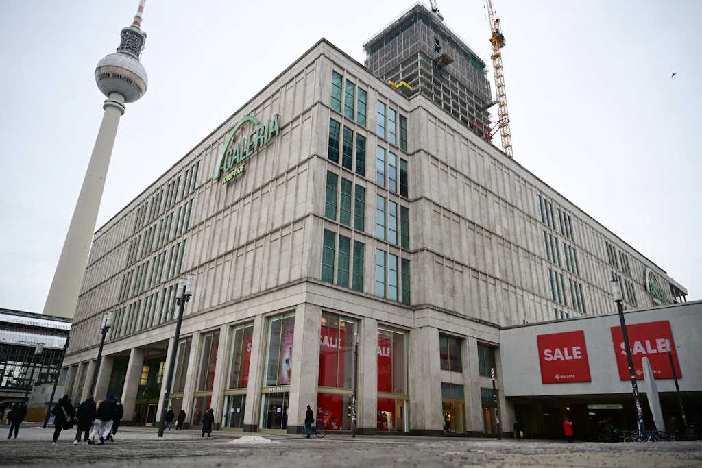 Das Kaufhaus Galeria Kaufhof am Alexanderplatz
