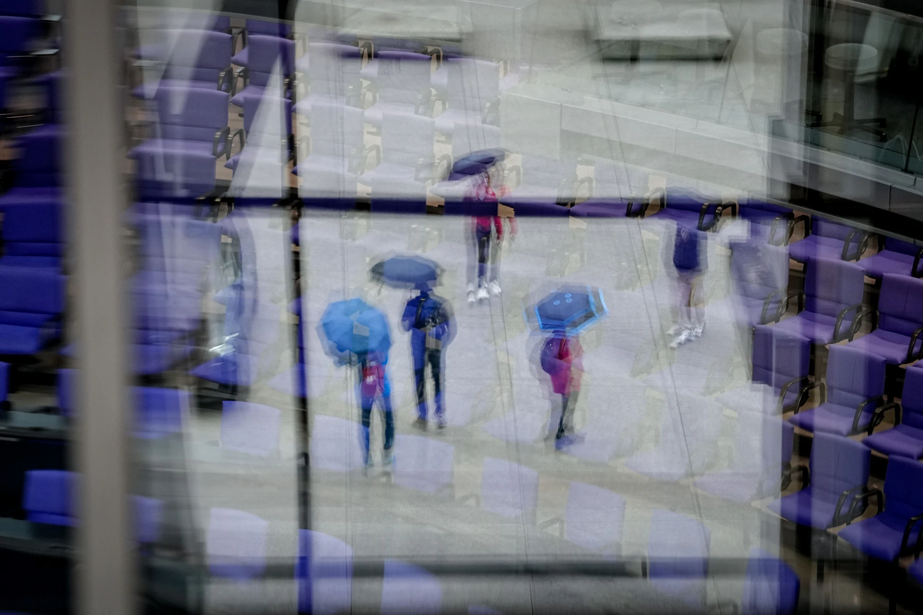 Aktuell überrascht immer wieder Regen Berlin. Das Wetter soll sich aber bald wieder etwas beruhigen.