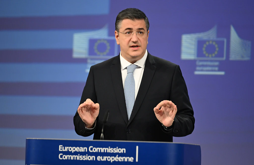 Drohende Engpässe: EU prüft Kerosin-Importe aus den USA