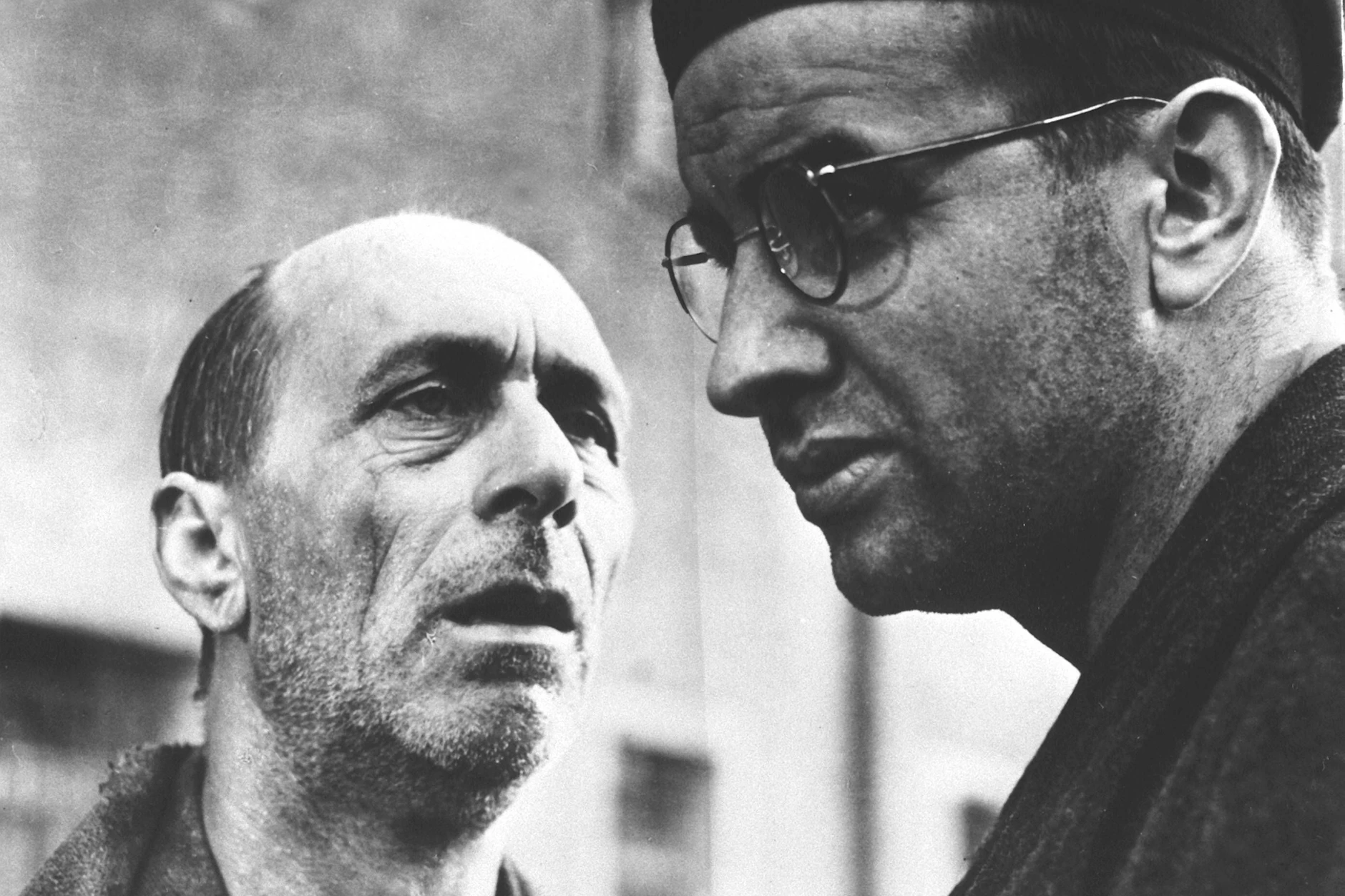 Szene aus dem Defa-Film „Nackt unter Wölfen“ mit Armin Mueller-Stahl (re.), der 1963 nach dem Roman von Bruno Apitz entstand.