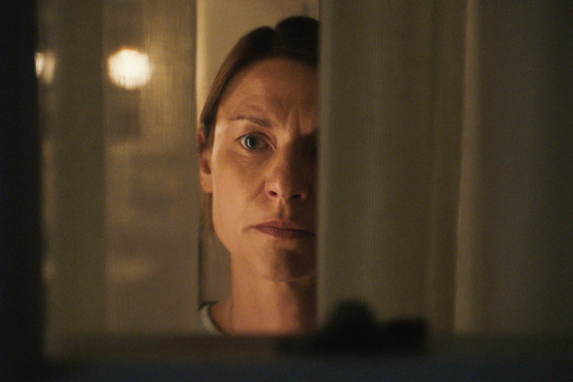 Claire Danes, 2025 in der aktuellen Netflix-Serie „The Beast in Me“.