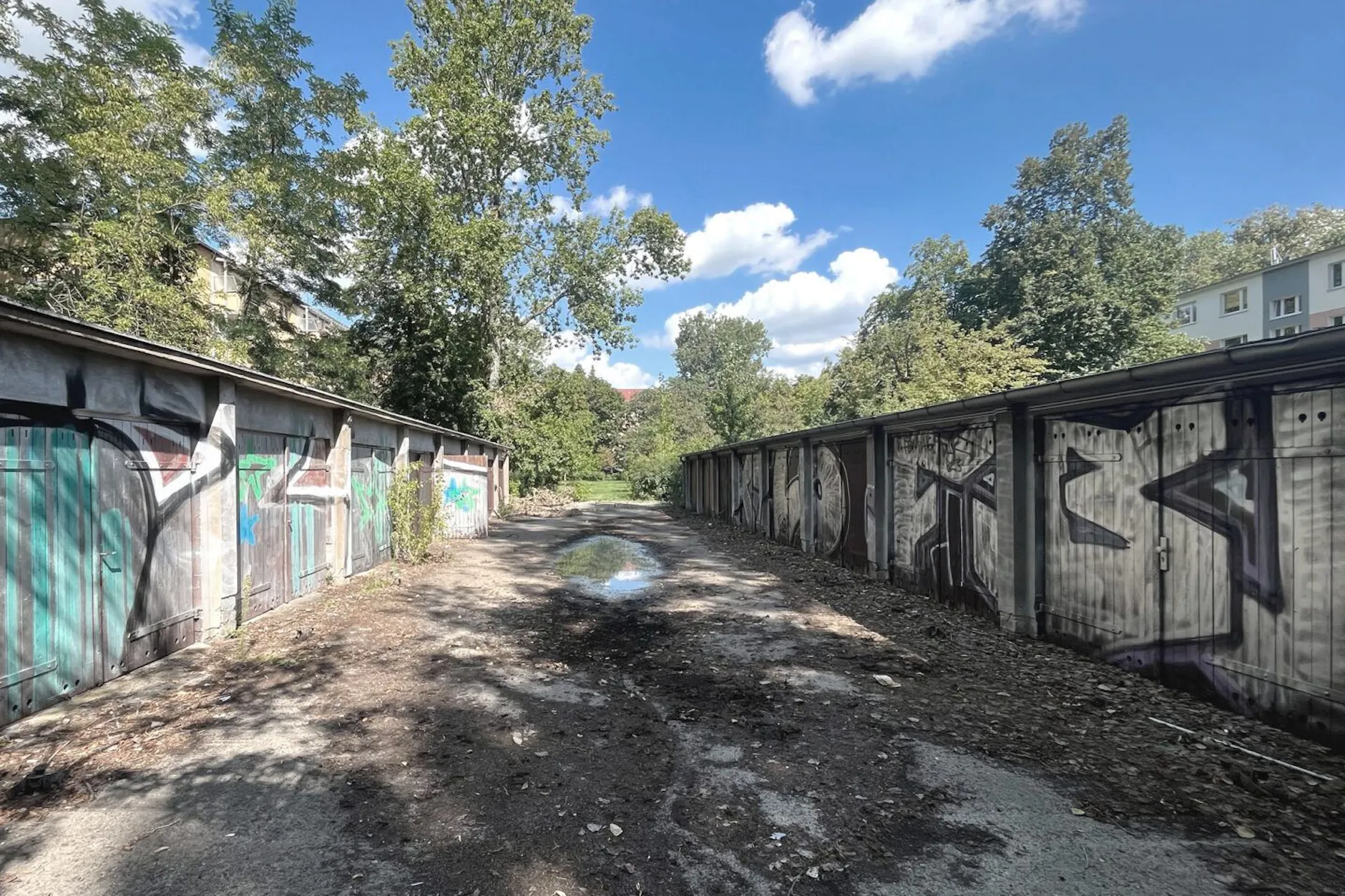 Berlin-Plänterwald: DDR-Garagen sollen für Neubauten abgerissen werden