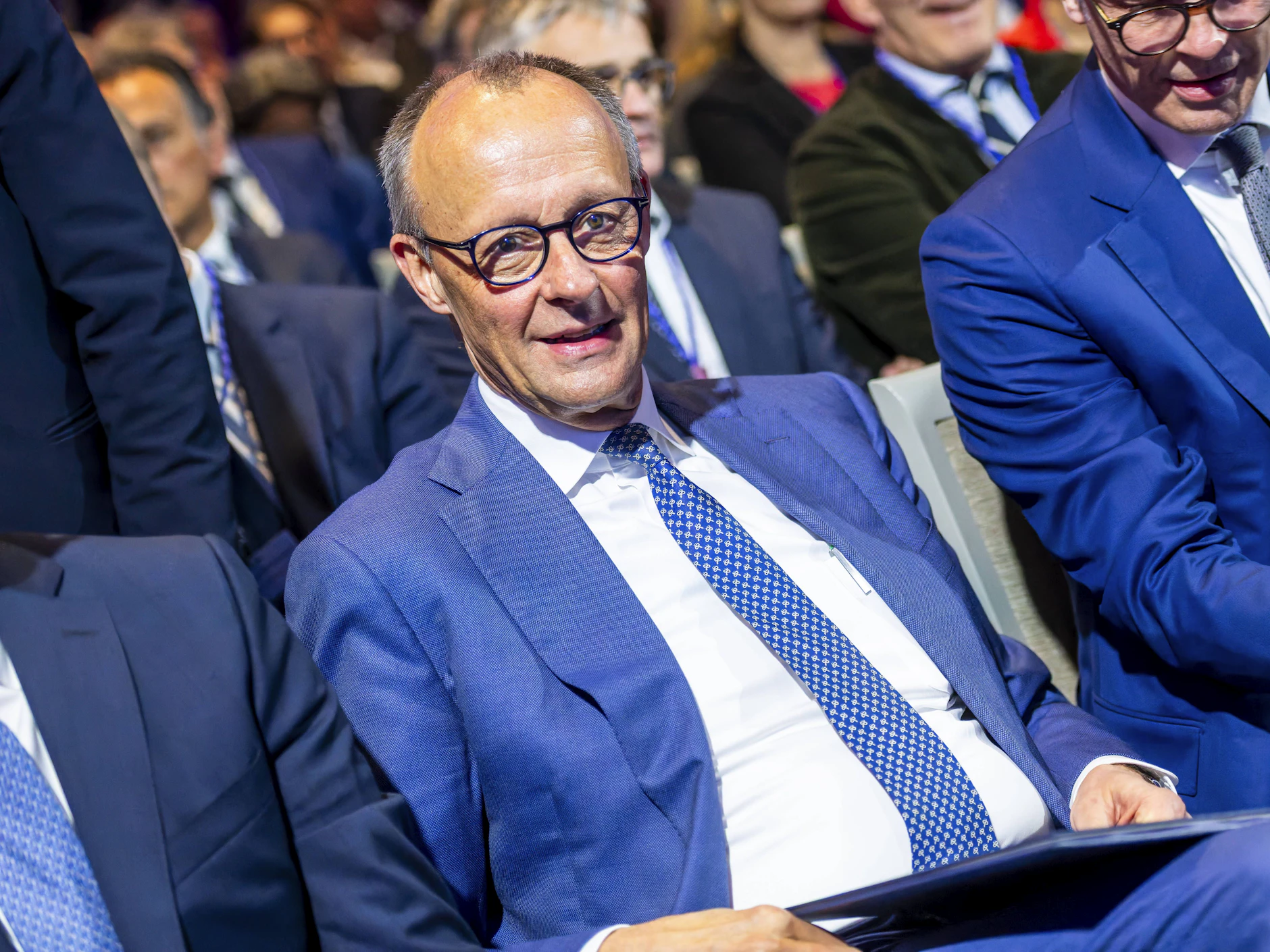 Friedrich Merz sagt ganz klar: Die gesetzliche Rente allein reicht nicht mehr aus.