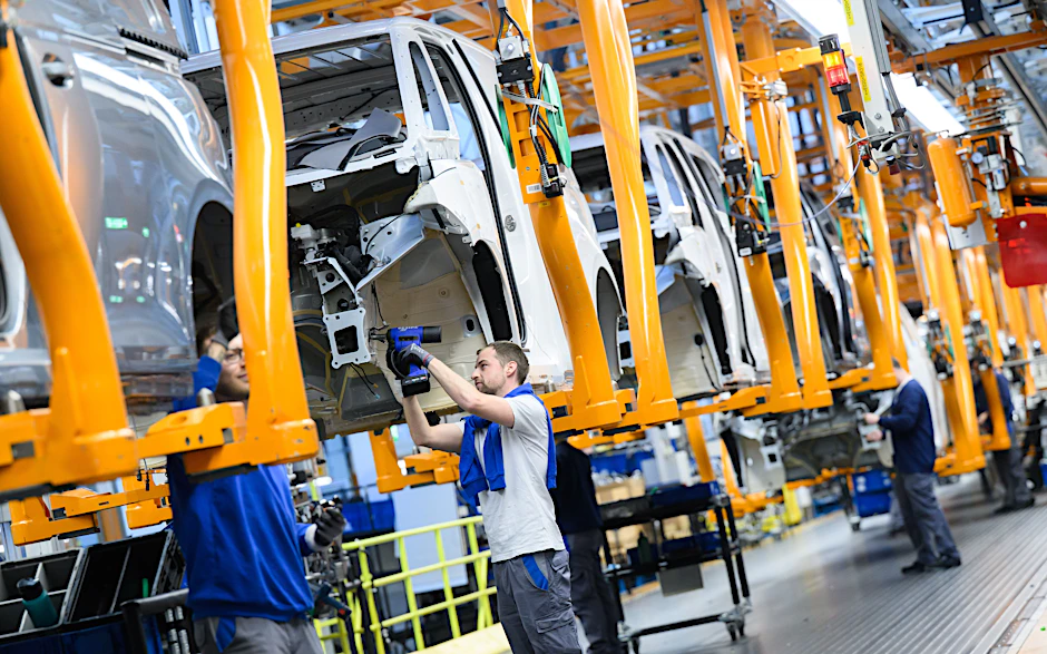 Niedersachsens Ministerpräsident Olaf Lies schlägt vor, künftig chinesische Autos in VW-Werken bauen zu lassen.
