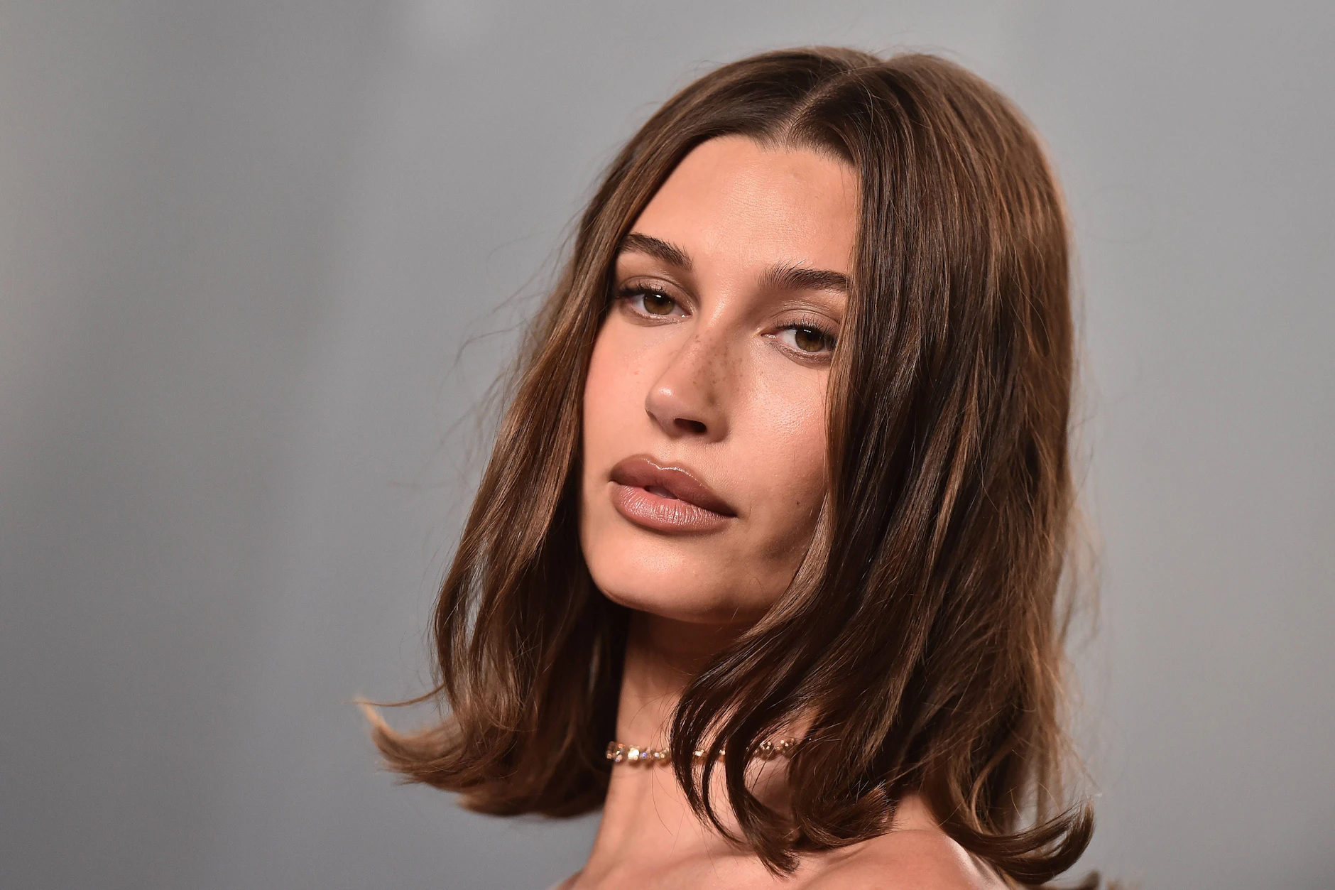 Sie perfektionierte den natürlichen Look und verdient damit Millionen: Hailey Bieber