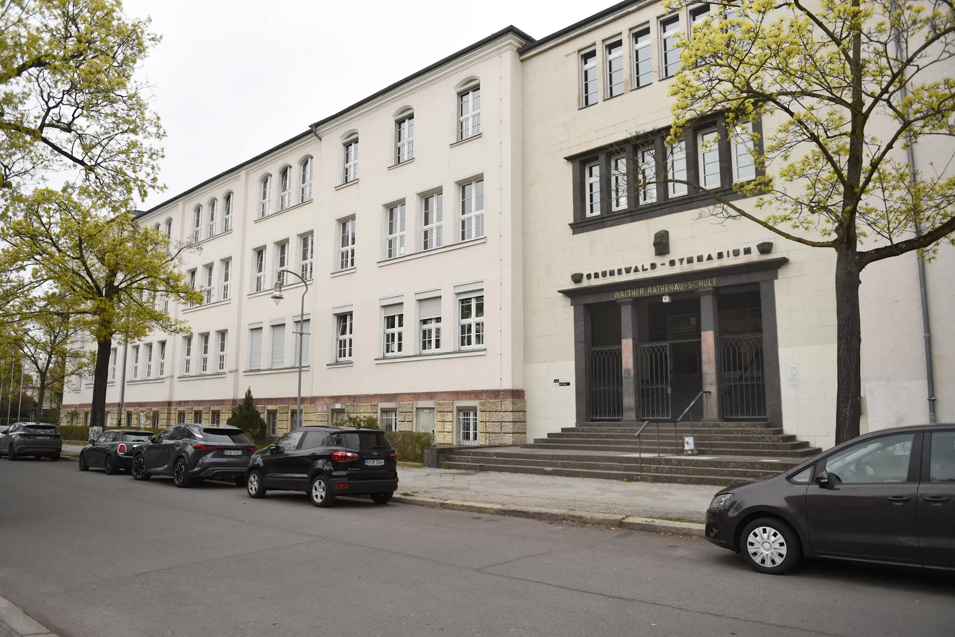 Das Walther Rathenau Gymnasium in Grunewald ist die erste Berliner Schule, die das Lehrerkarten-Projekt durchführt.