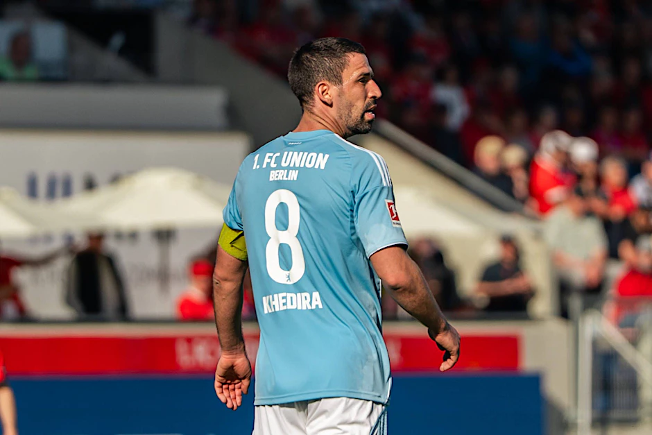 Rani Khedira steht vor einer wegweisenden Entscheidung: Der Vize-Kapitän von Union könnte den Verein im Sommer verlassen.