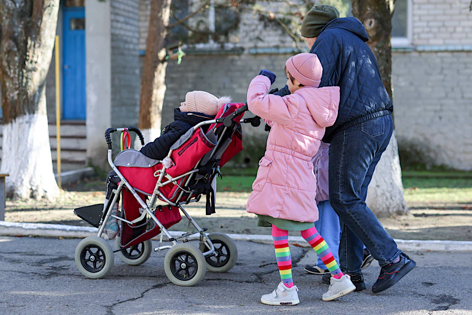 Familien mit Kindern mit Behinderungen sind von den geplanten Kürzungen besonders betroffen. (Symbolfoto)