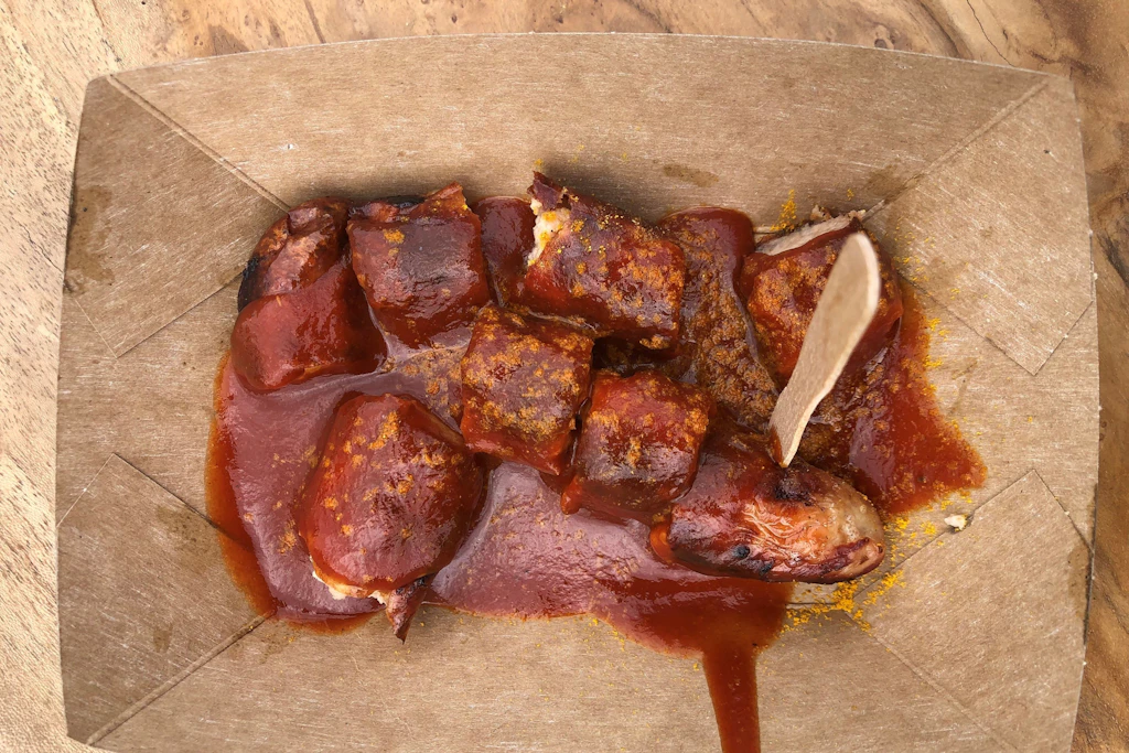 Currywurst auf dem Volksfest in Schwarzheide