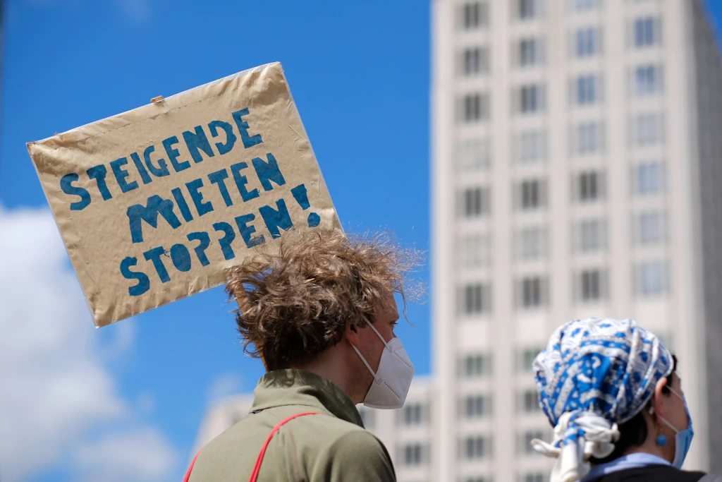 Von Wohnungsnot bis Mobilität: Das plant Wegners Koalition bis zur Berlin-Wahl