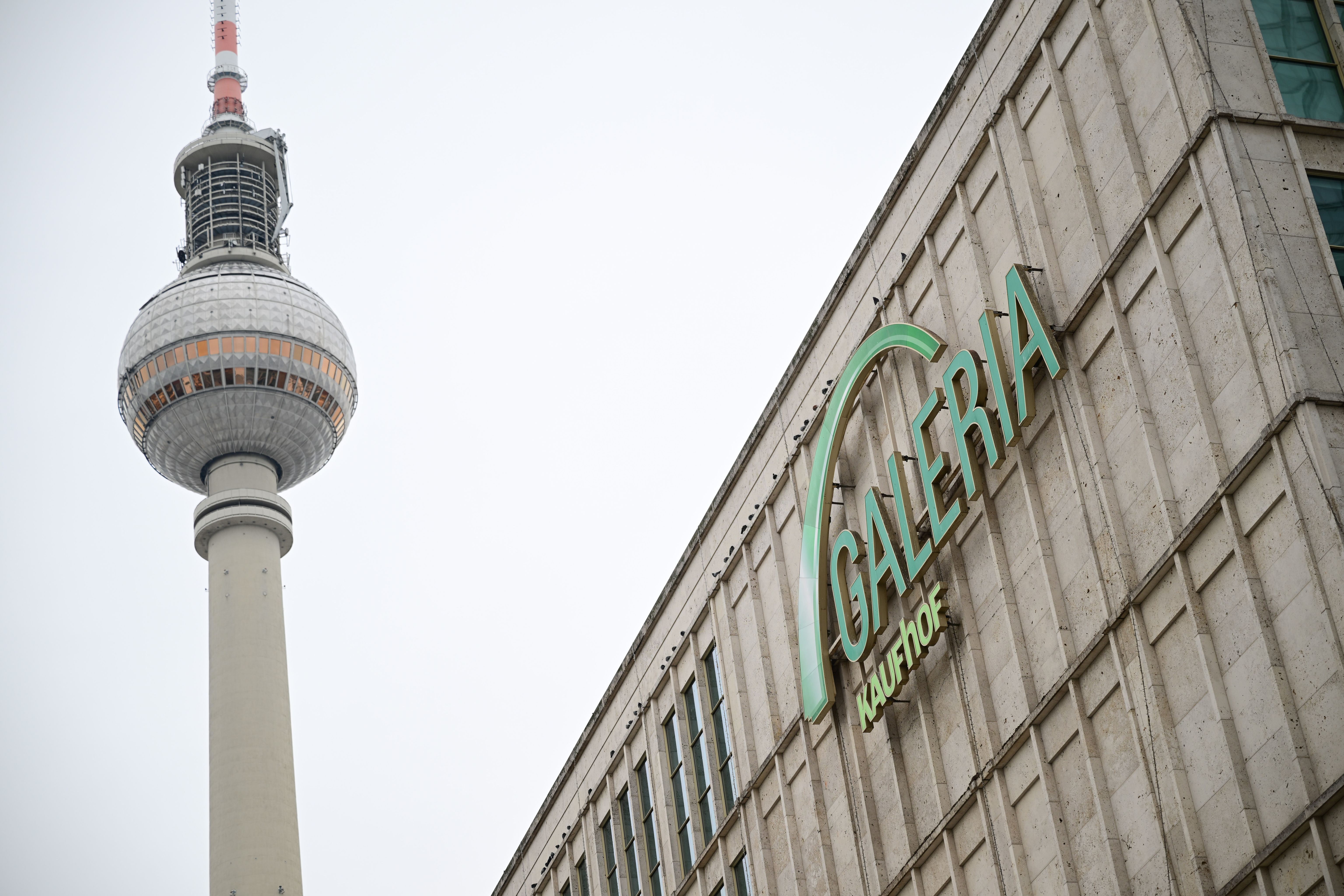 Galeria-Krimi am Alex: Management verstrickt sich in Widersprüche