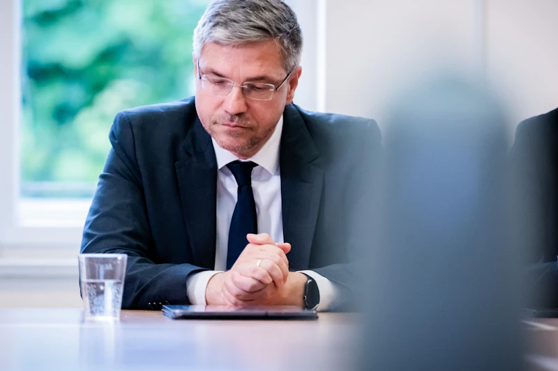 Disziplinarverfahren gegen Potsdams Ex-Oberbürgermeister Mike Schubert eingestellt