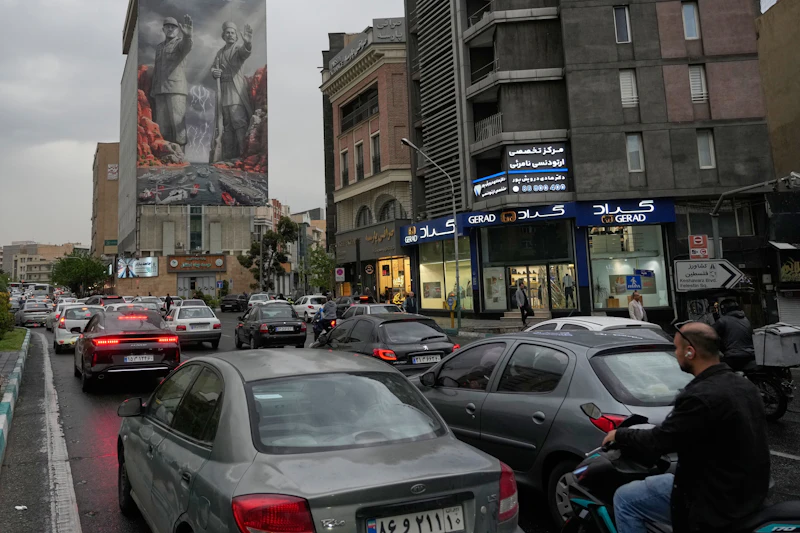 Iranische Medien: Explosionen in Teheran – Luftabwehrsystem aktiviert