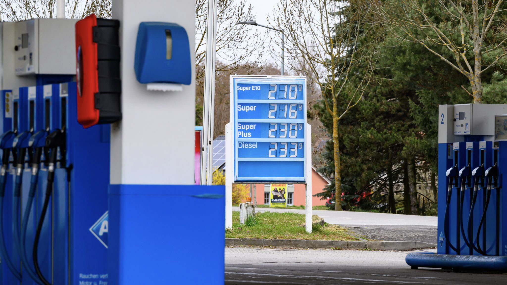 Image - Was die Kämpfe im Iran demnächst an der Zapfsäule bedeuten