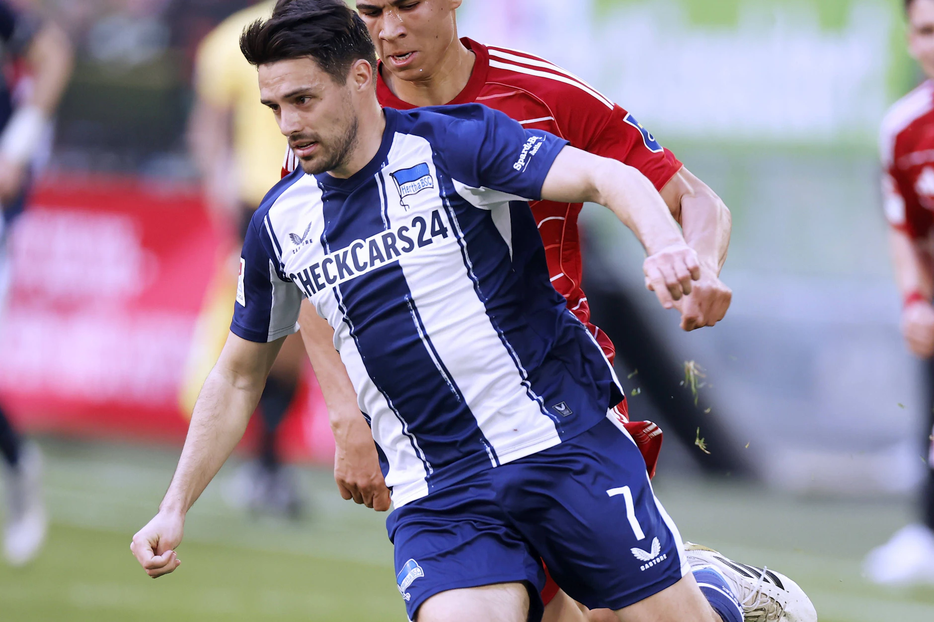 Herthas Winterzugang Josip Brekalo erhält von Trainer Stefan Leitl eine Einsatzgarantie gegen Holstein Kiel.