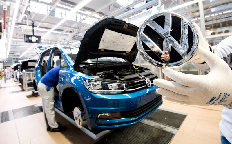 VW öffnet die Türen für China – wie weit geht die Kooperation?