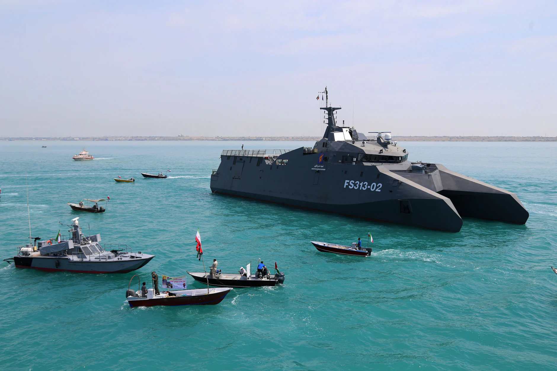 Das iranische Kriegsschiff IRIS Dena wurde versenkt. Es bleiben Schnellboote – und die sind effektiv.