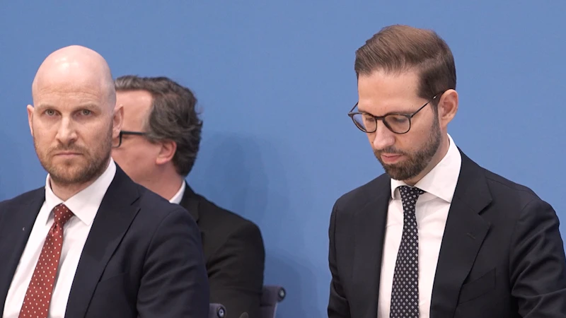 Brisante Vorwürfe gegen ukrainische Regierung – Berlin weicht aus