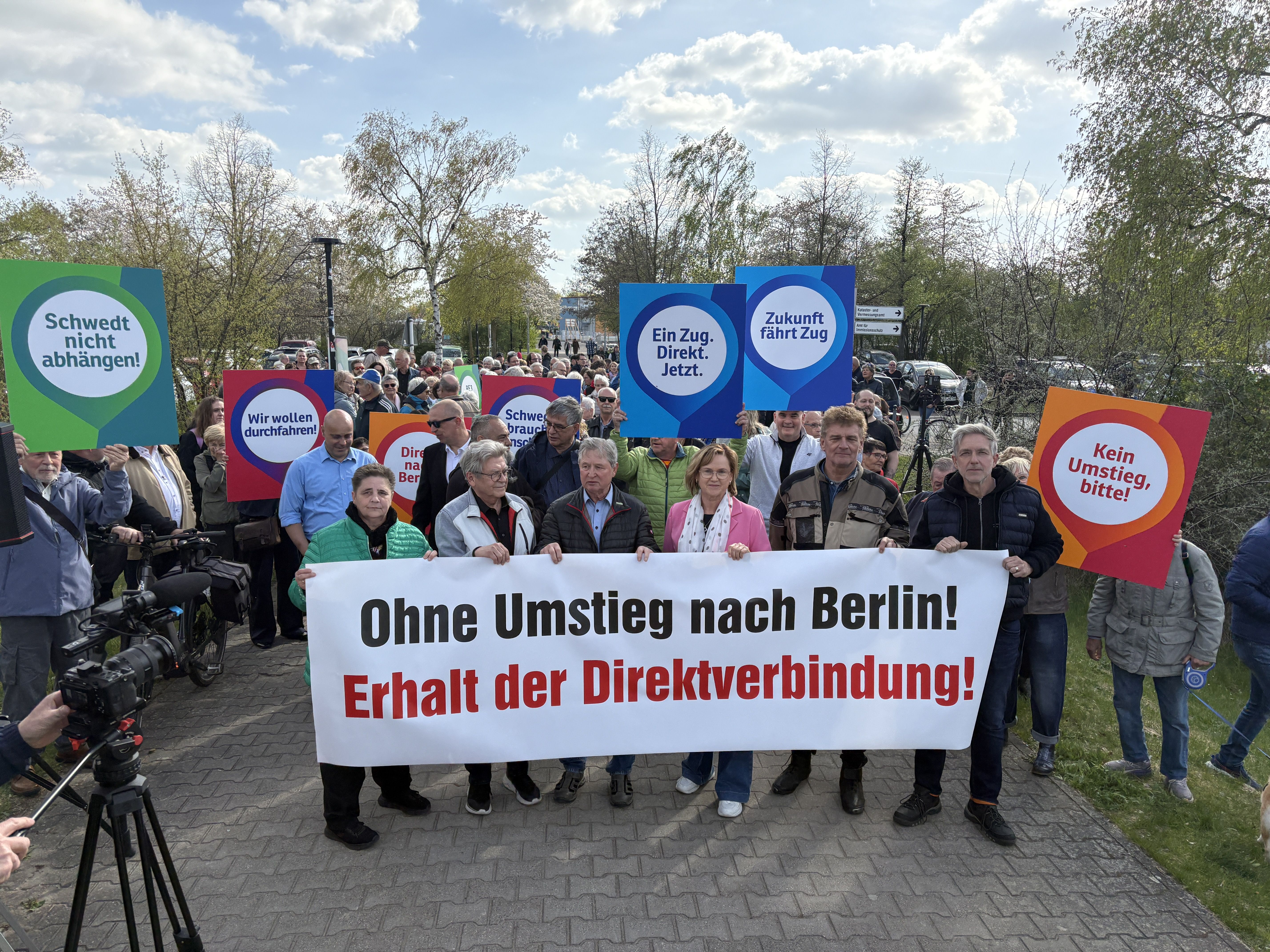 Schwedt kämpft um Direktzug nach Berlin: Warum der Minister hart bleibt