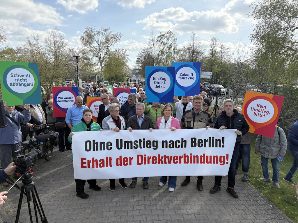 Schwedt kämpft um Direktzug nach Berlin: Warum der Minister hart bleibt