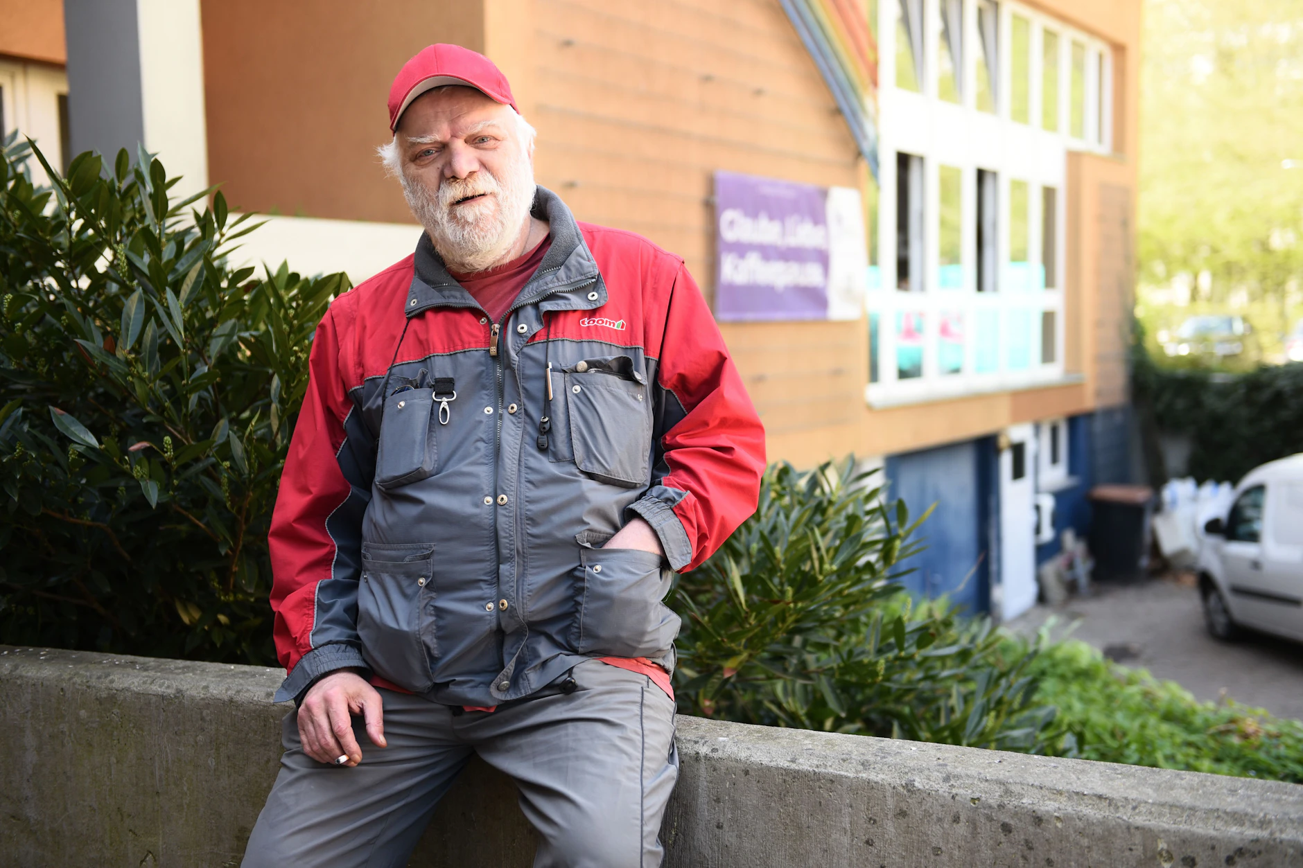 Jürgen (64) kommt aus Bad Homburg und hat jahrzehntelang gearbeitet.