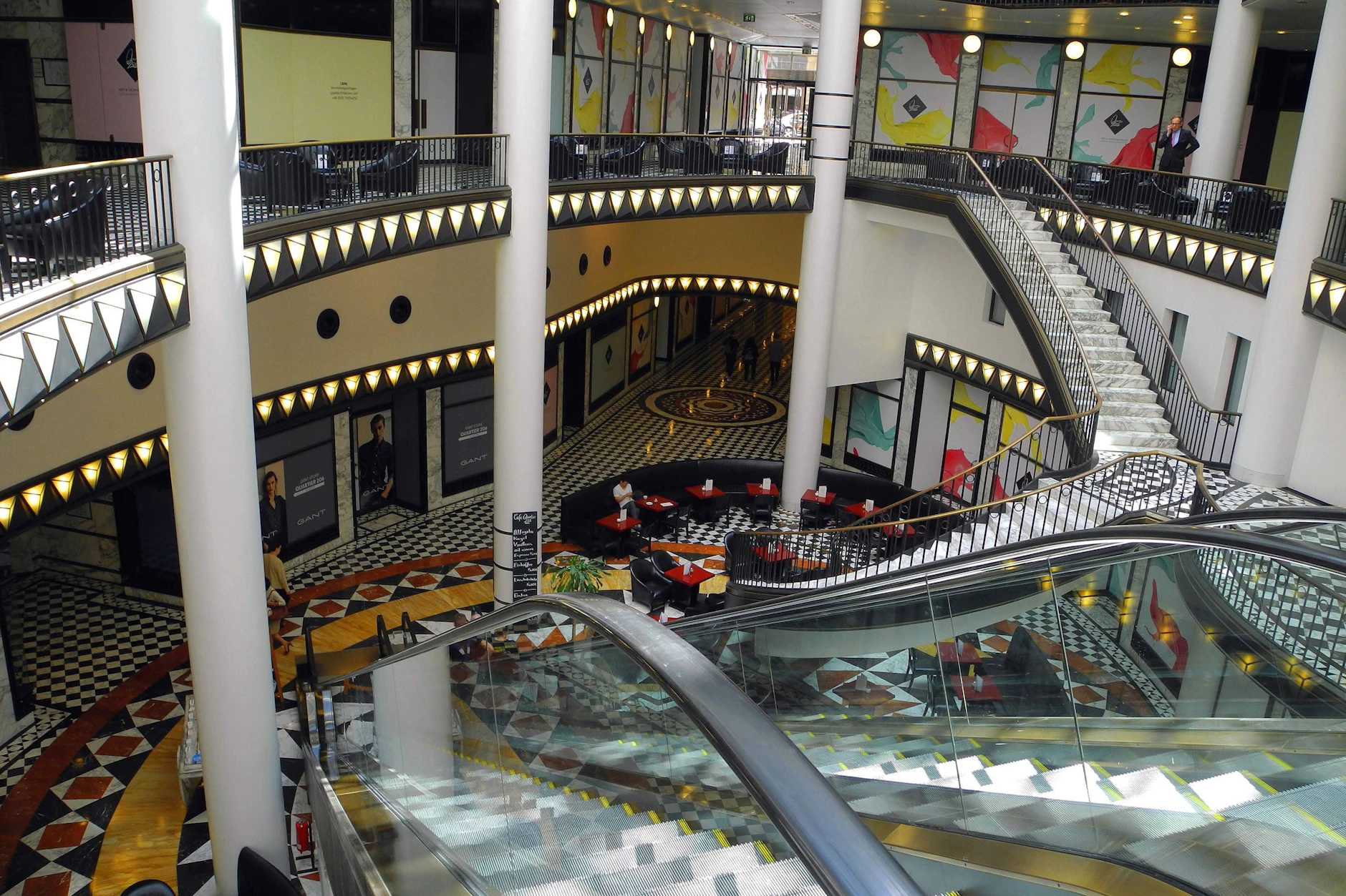 Die Versteigerung des "Quartiers 206" in Friedrichstraße ist vorerst gescheitert.