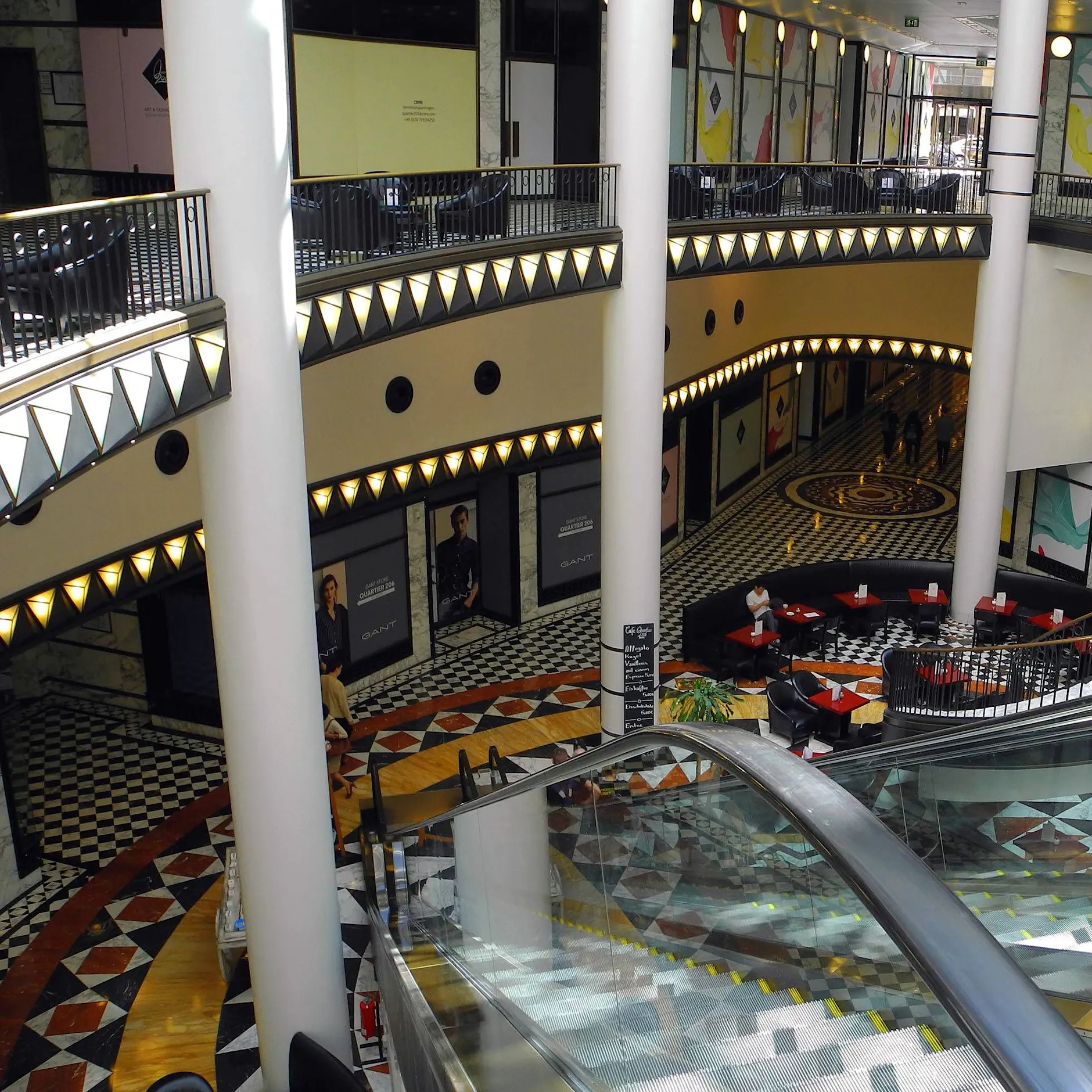 Quartier 206: Amtsgericht Mitte versagt Zuschlag – Meistgebot unter 50 Prozent