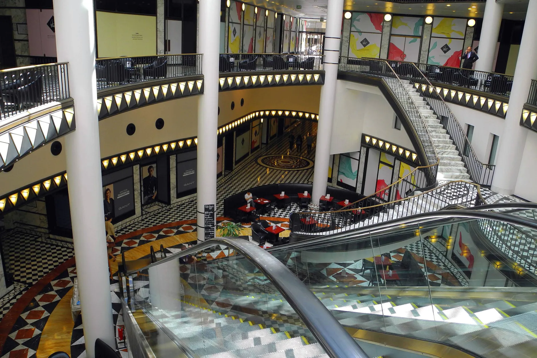 Quartier 206: Amtsgericht Mitte versagt Zuschlag – Meistgebot unter 50 Prozent