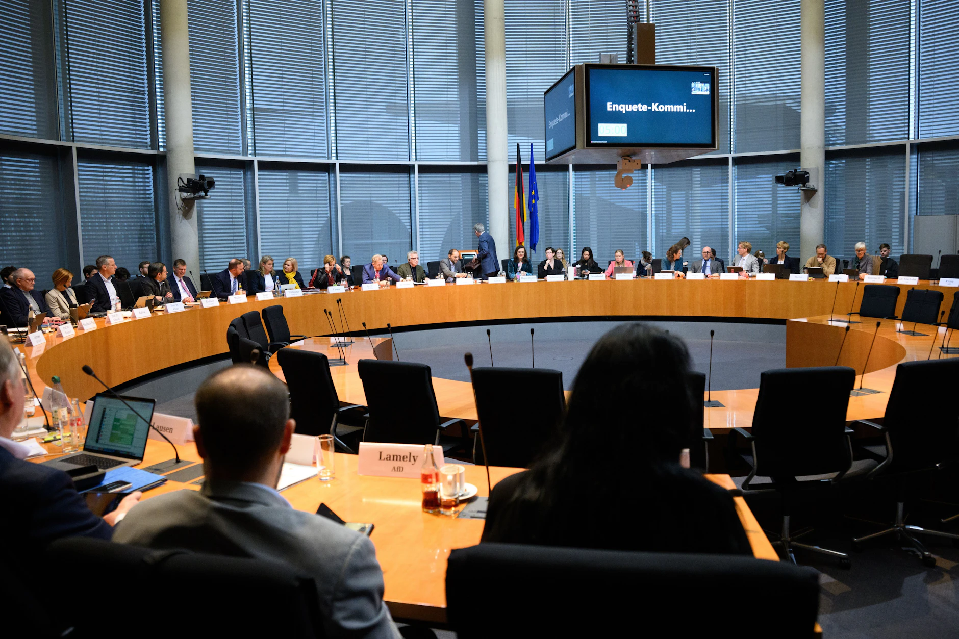 Eine Sitzung der Corona-Enquetekommission im Bundestag.