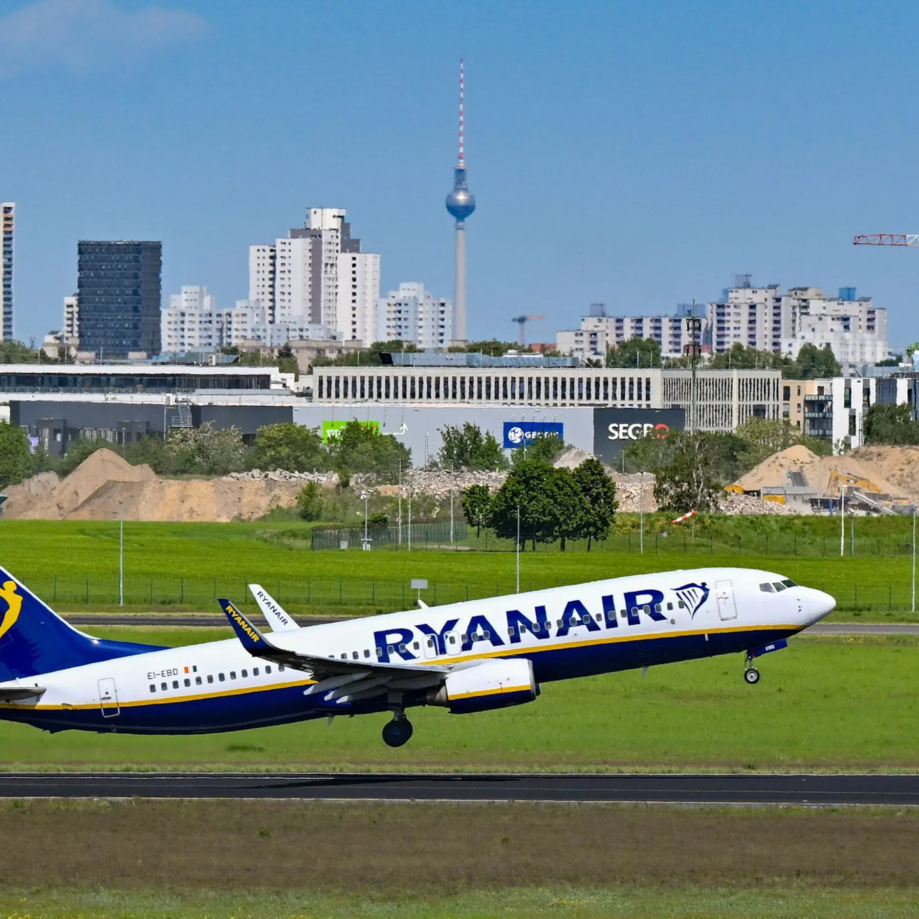 Image - Ryanair streicht Angebot am BER massiv zusammen: Zu hohe Standortkosten