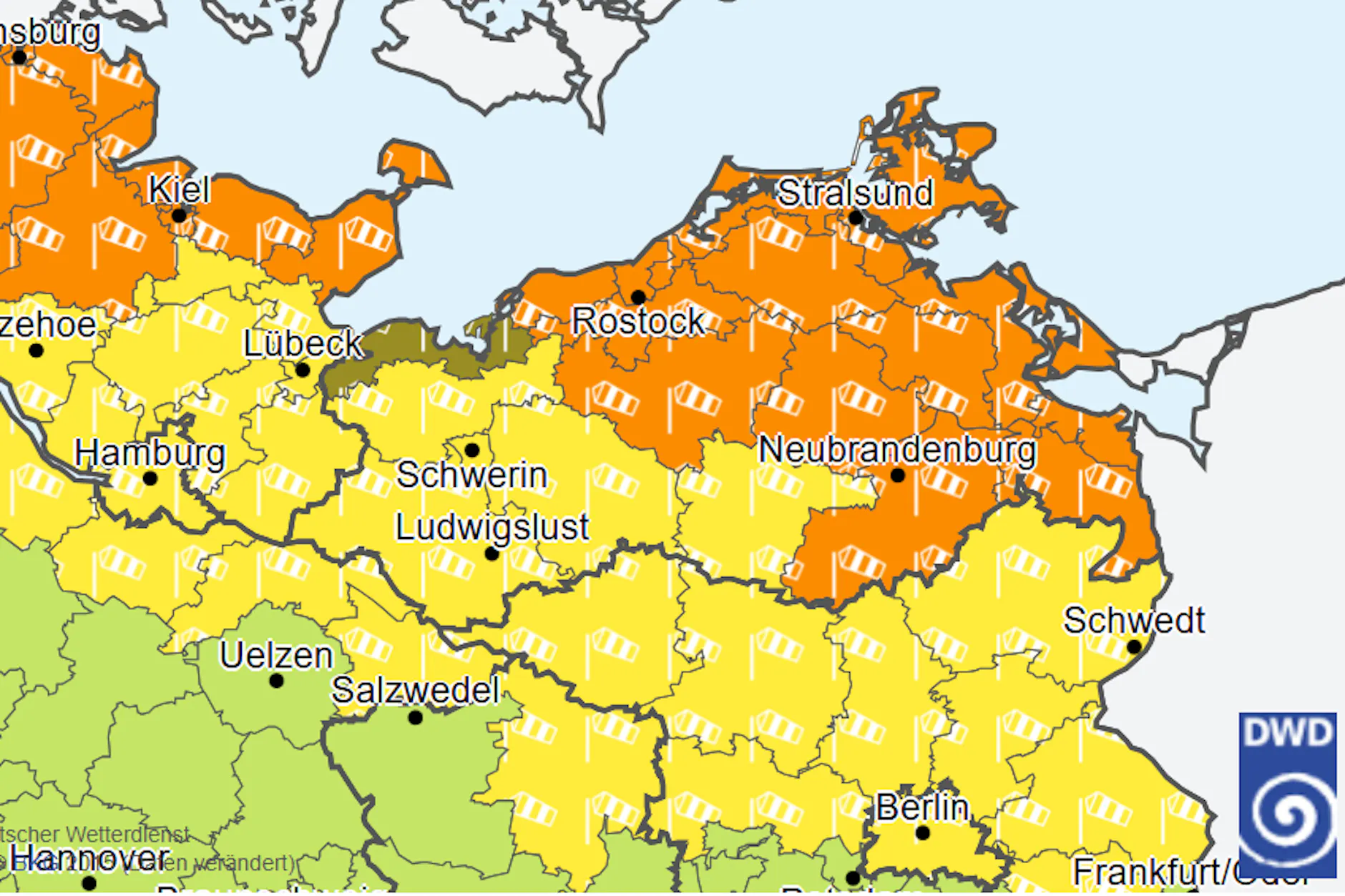 Neue Gefahr für Buckelwal Timmy: Wetterwarnung – Sturm zieht an Ostseeküste auf