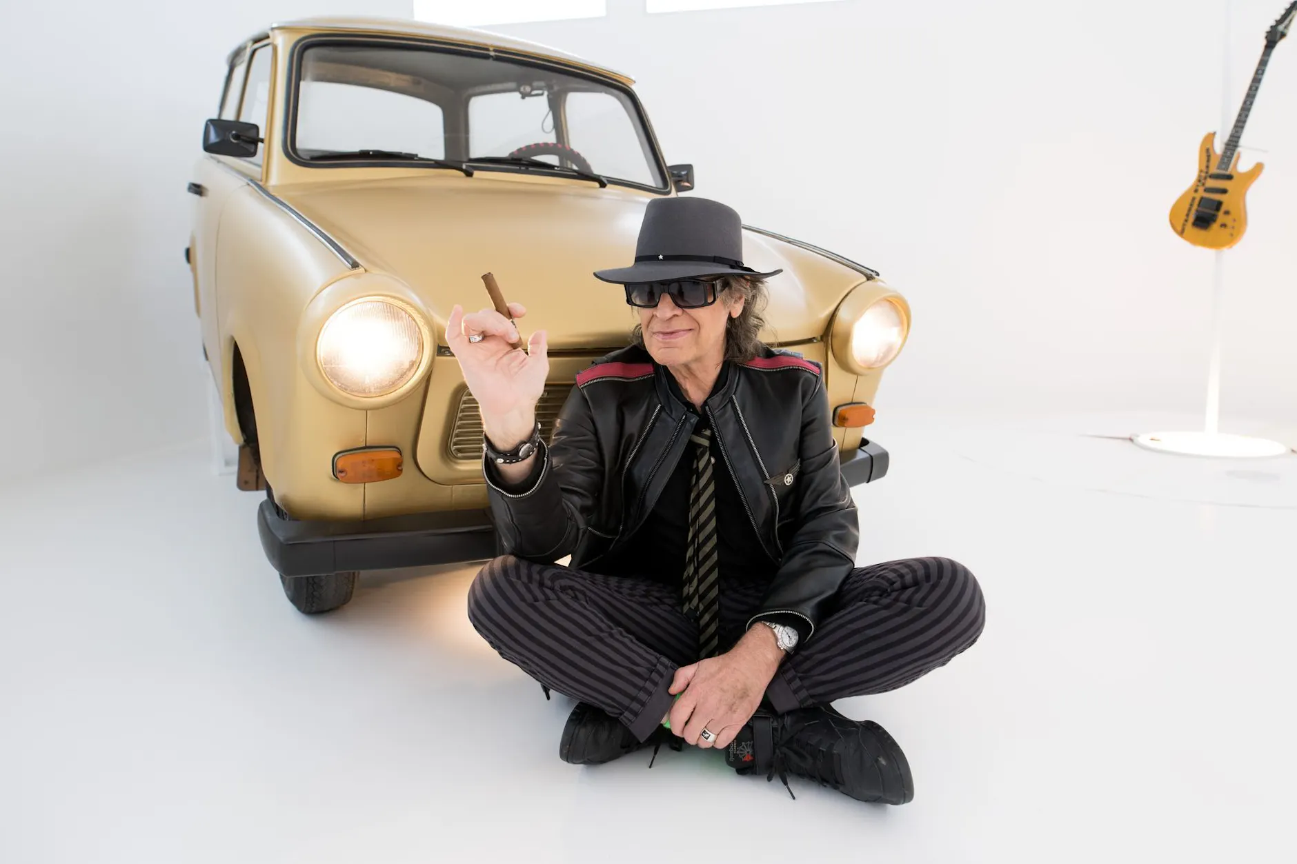 Udo Lindenberg versteigert halben Gold-Trabi auf Ebay – für diesen Preis!
