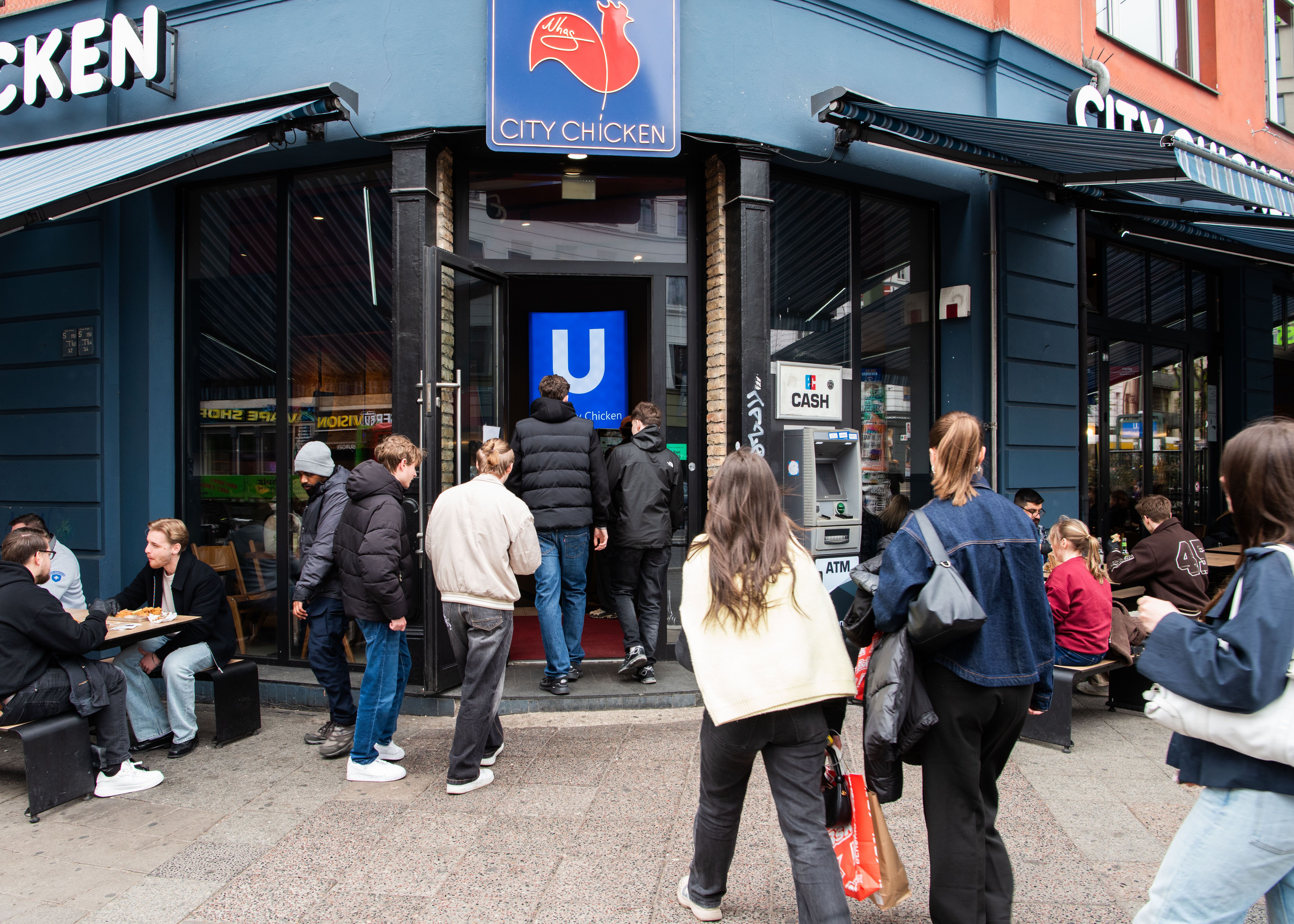 Chicken-Boom in Berlin: Am Rosenthaler Platz stehen alle Schlange