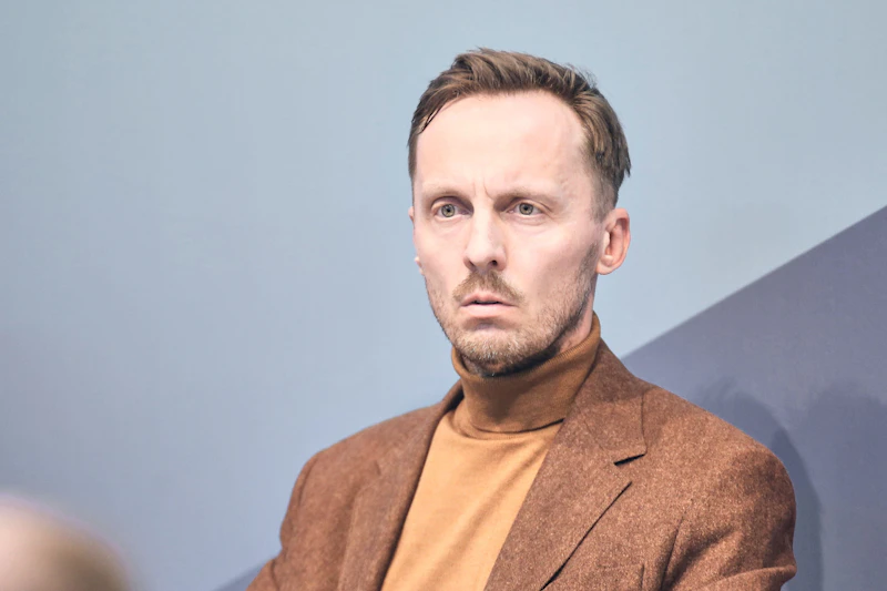 Was aus den Träumen von 1989 wurde: Michal Hvorecky und sein Buch „Dissident“