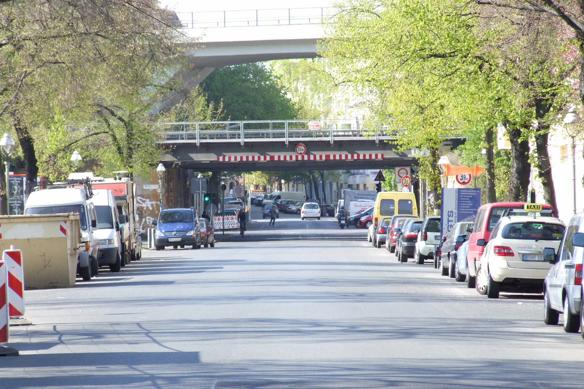 Die Anwohner rund um die Niemetzstraße freuen sich schon auf den Tag, wenn der Verkehr hier wieder rollen kann wie früher. (Archivbild von 2010)