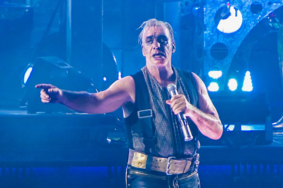Till Lindemann beim Rammstein-Konzert am 1. Juli 2023 in Berlin