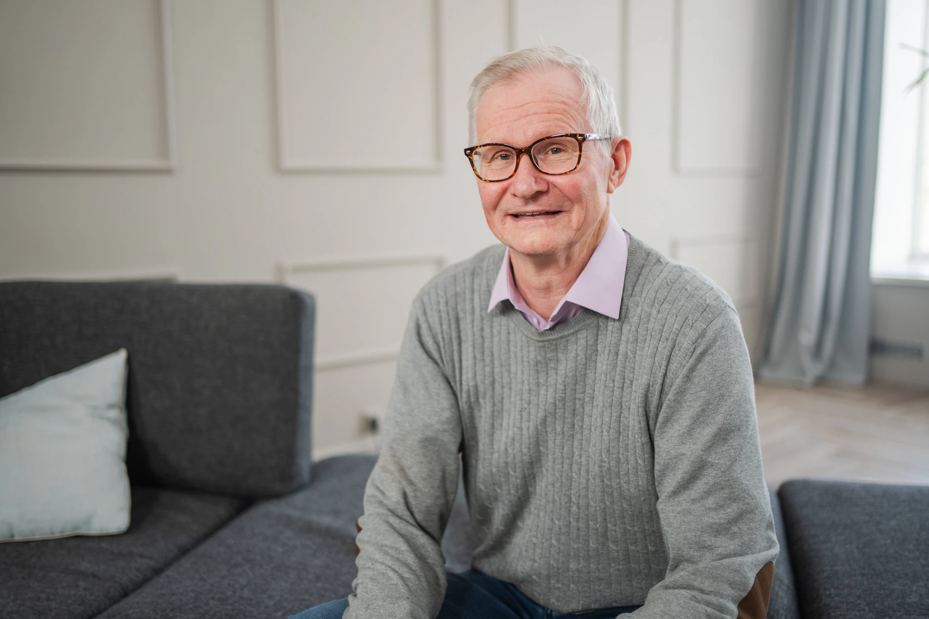 <a href="https://www.berliner-kurier.de/panorama/so-viel-rente-braucht-es-fuer-ein-leben-in-der-mittelschicht-li.10027787">Die <strong>Mittelschicht</strong> endet bei etwa <strong>3470 Euro netto im Monat.</strong></a>