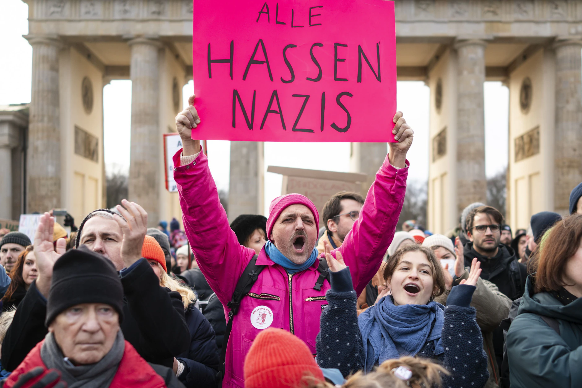 Deutschlandweite Demos gegen Rechts 2024. Der Anlass für Millionen Demonstranten: Die Berichterstattung von Correctiv zum privaten Potsdam-Treffen 2023.