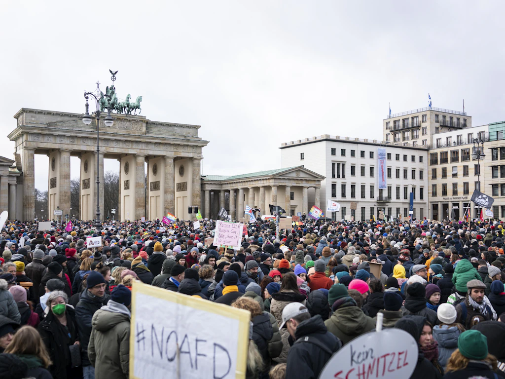 Nach Niederlagen vor Gericht: Correctiv veröffentlicht zweite Recherche zum Potsdam-Treffen