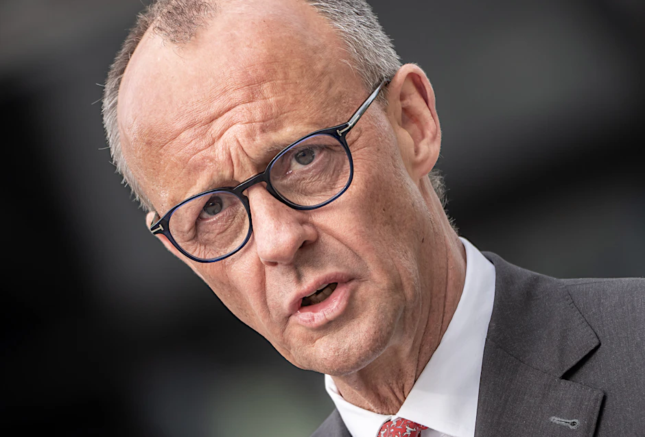 Bundeskanzler Friedrich Merz spricht bei der Klausur der CDU/CSU-Bundestagsfraktion in Berlin über seine Migrationspolitik.