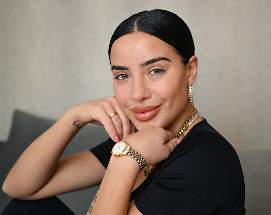 Leyla Heiter hatte eine Beauty-OP am Kinn.