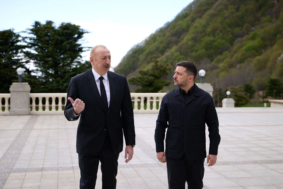Selenskyj bringt Baku als Gipfel-Ort ins Spiel: Kommt es doch zum Treffen mit Putin?