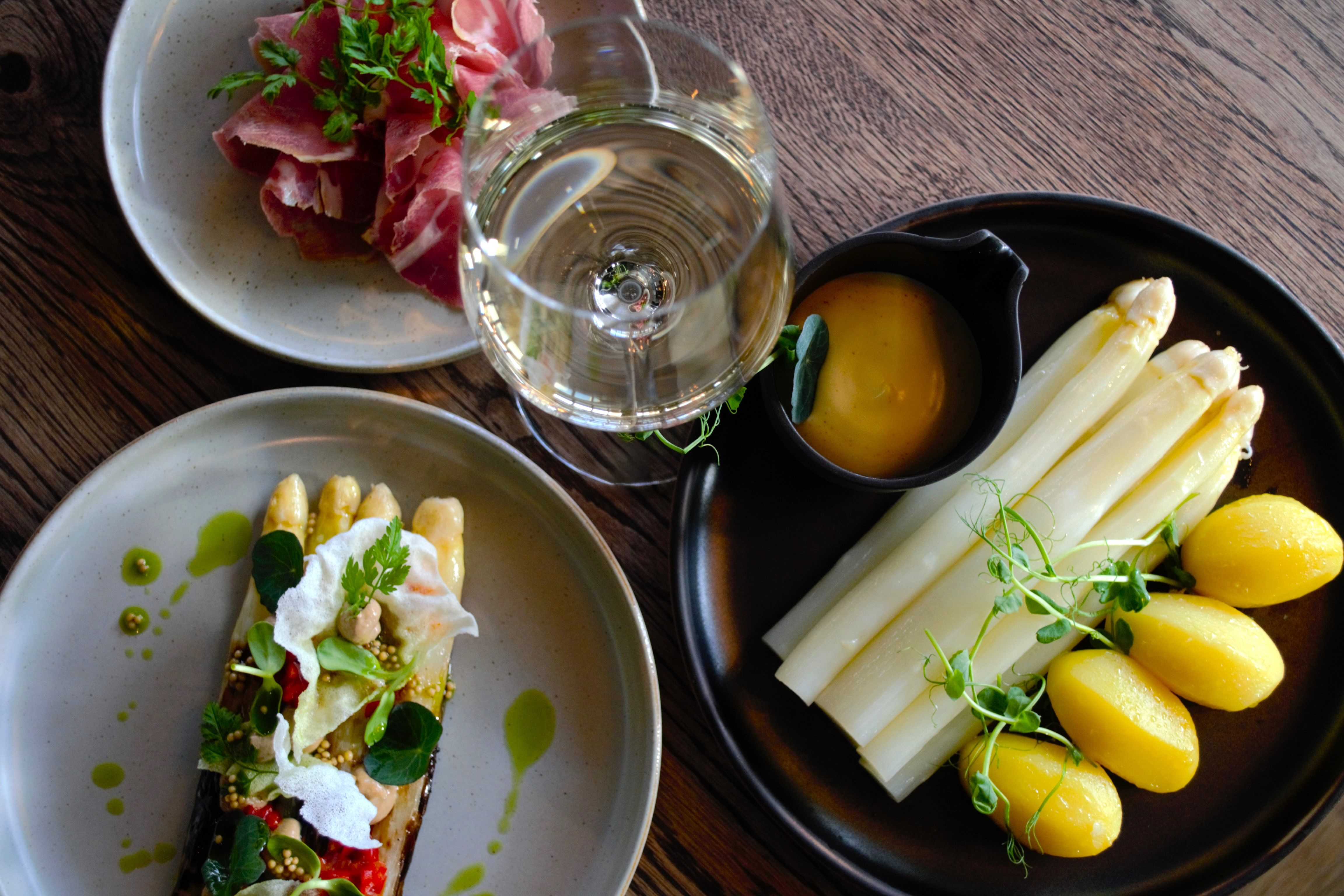 Der große Preisvergleich: So viel kosten Spargelgerichte in Berliner Restaurants