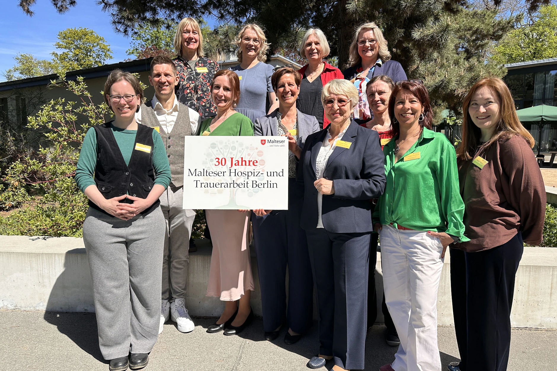 Das Malteser-Team feiert das 30-jährige Jubiläum des ambulanten Hospizdienstes.