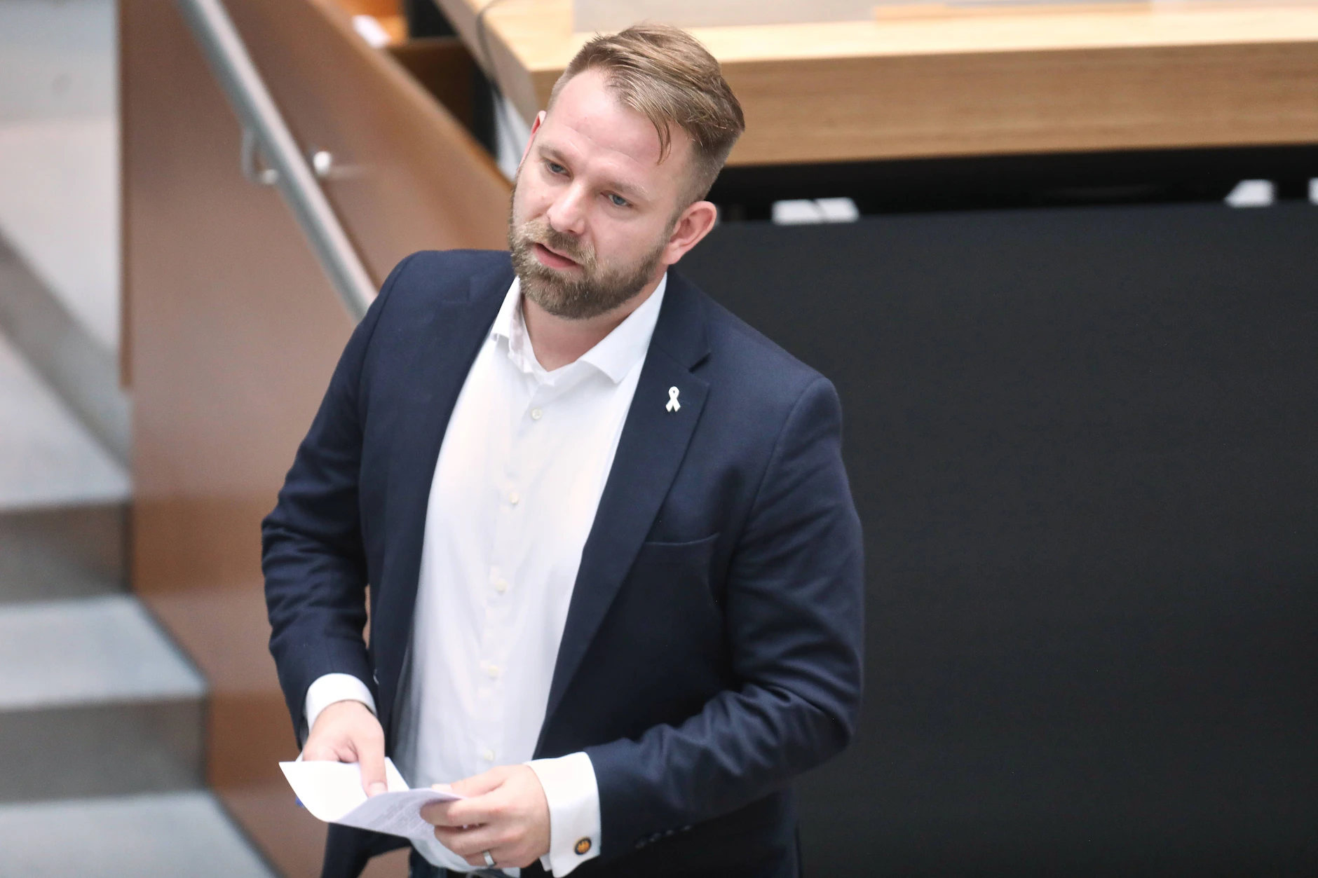 Der Abgeordnete Alexander Freier-Winterwerb findet die Pläne zur Brückensperrung irrsinnig.