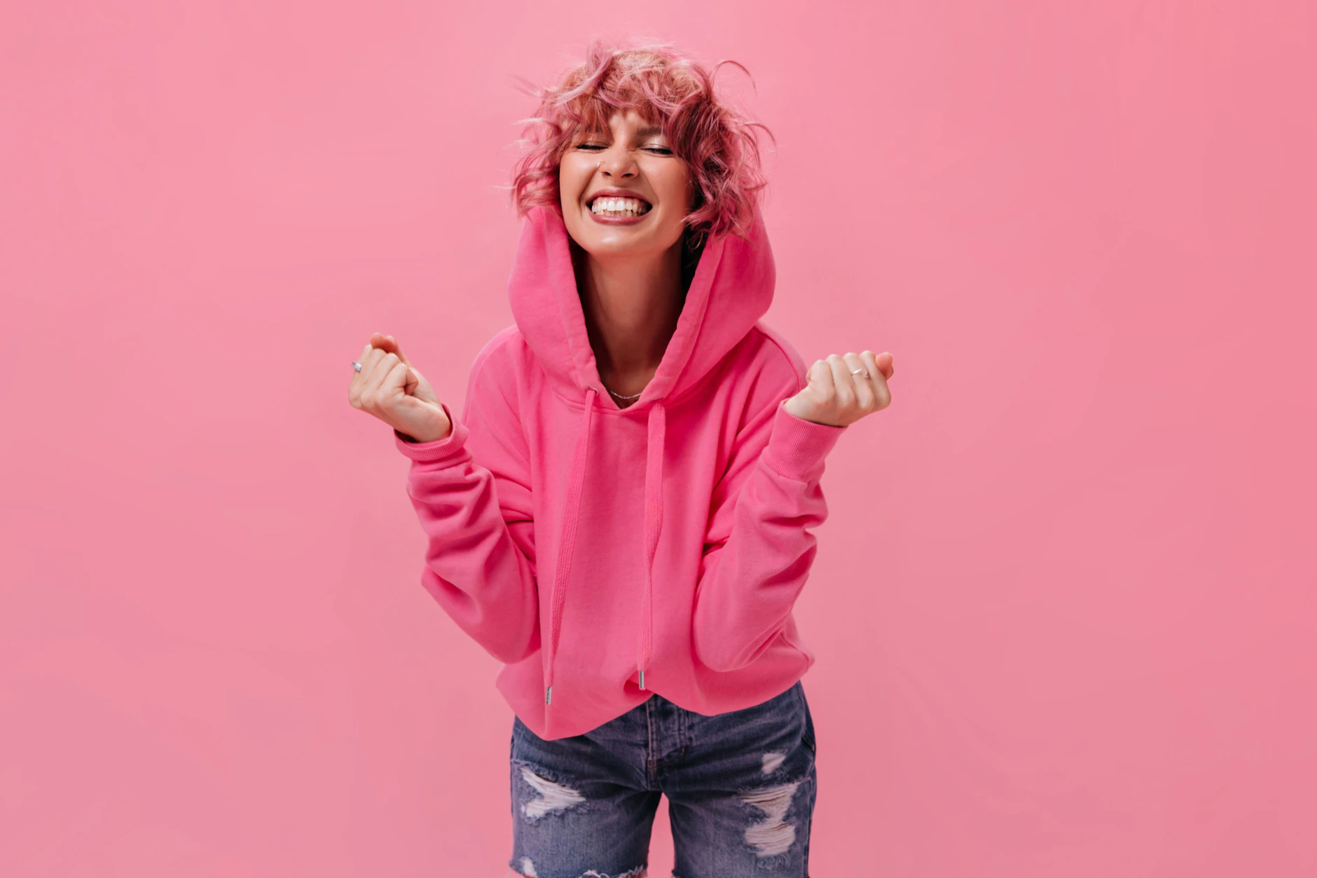 Genau dieses Gefühl kehrt ab dem 30. April für drei Sternzeichen zurück – pure, unverfälschte Freude. 